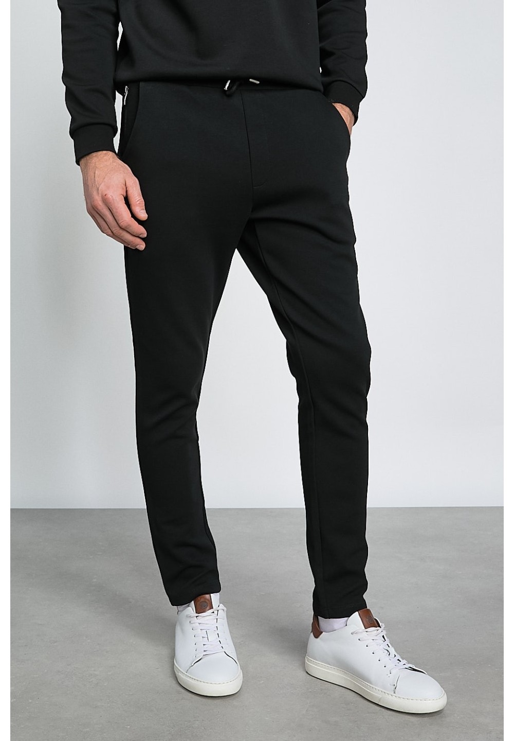 JASPER__NOIR__1__20251023100811947.jpg_ORGA_HUB