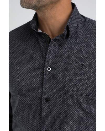 LAIOS__NOIR__3__20251023101938696.jpg_ORGA_HUB