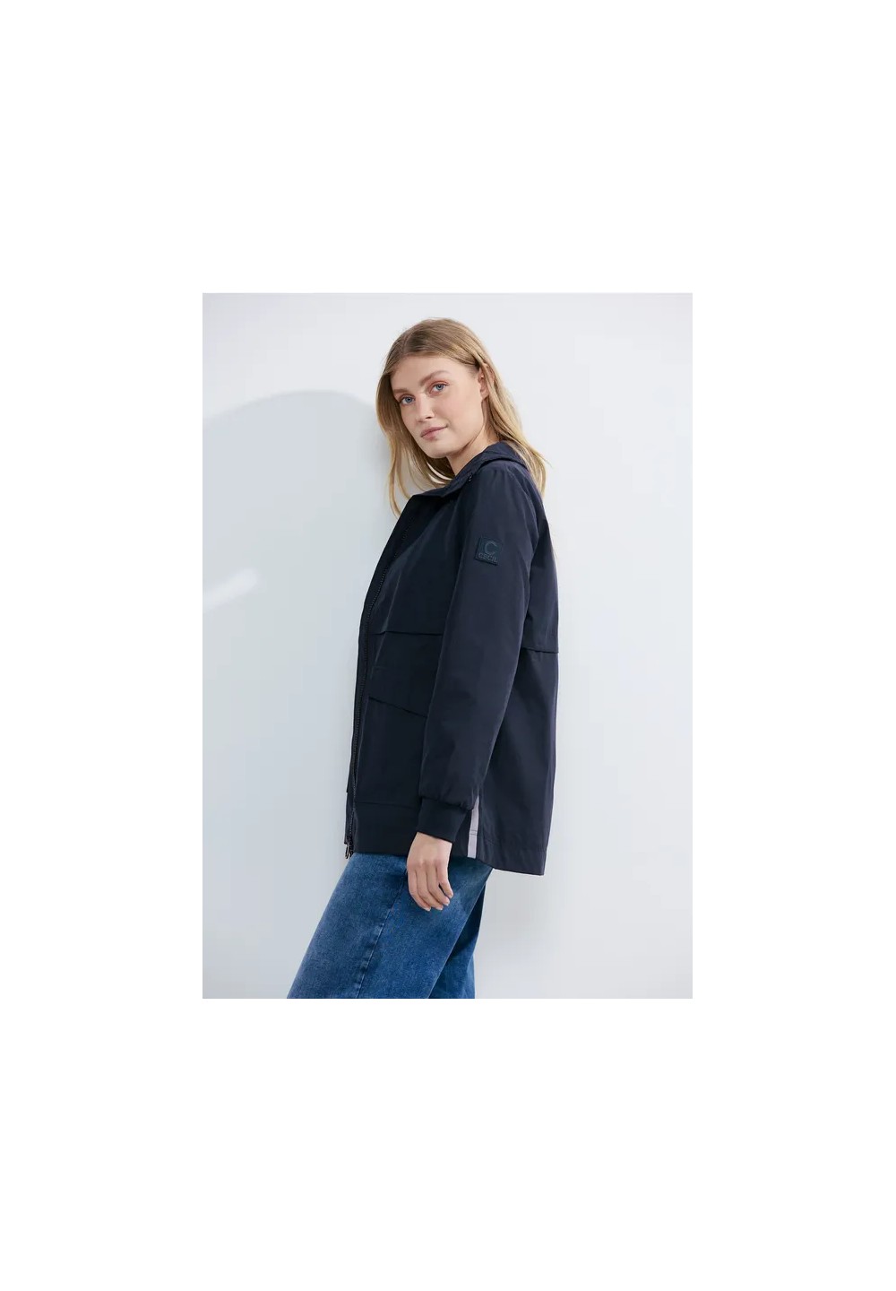 B201893__101 deep blue__1__20240222094909492.jpg_ORGA_HUB