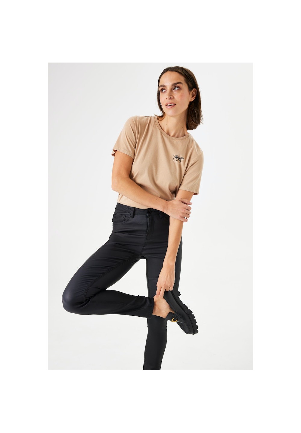 244-6666__666 6  BLACK__1__20250721145054806.jpg_ORGA_HUB