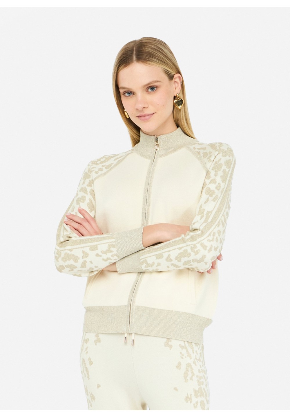 TF5171__A4351__1__20250724140813154.jpg_ORGA_HUB