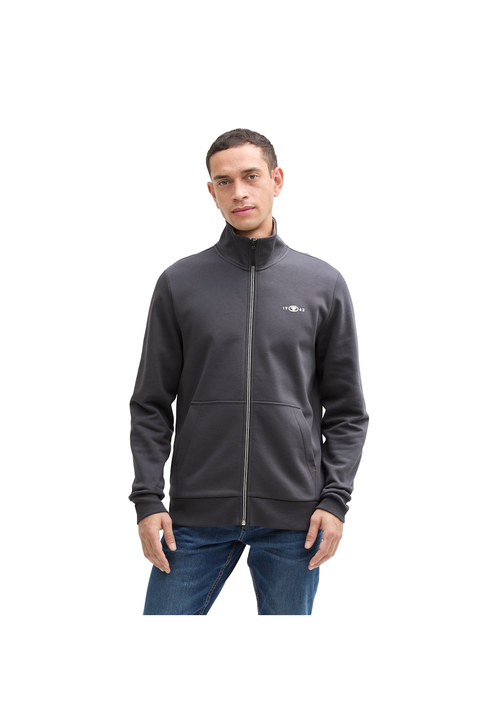 1045645__10899__1__20250416164859885.jpg_ORGA_HUB