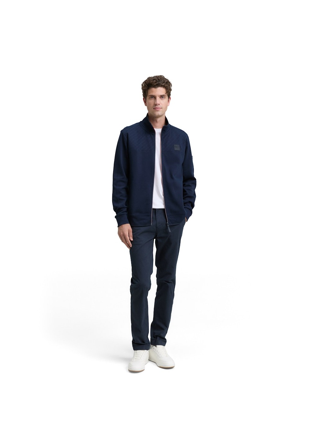 1047801__10668__1__20251009142813686.jpg_ORGA_HUB