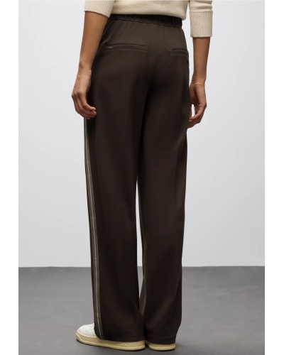 A379754__168 66 deep roast brown__2__20250912103917239.jpg_ORGA_HUB