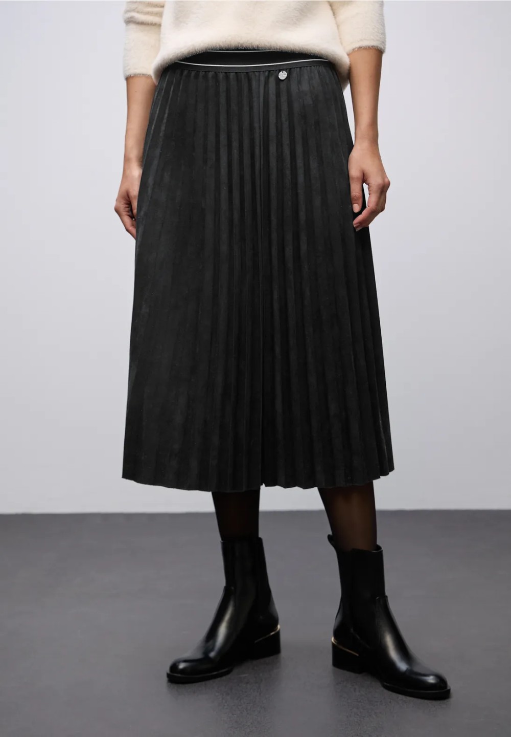 A361834__100 01 Black__1__20251009150754978.jpg_ORGA_HUB