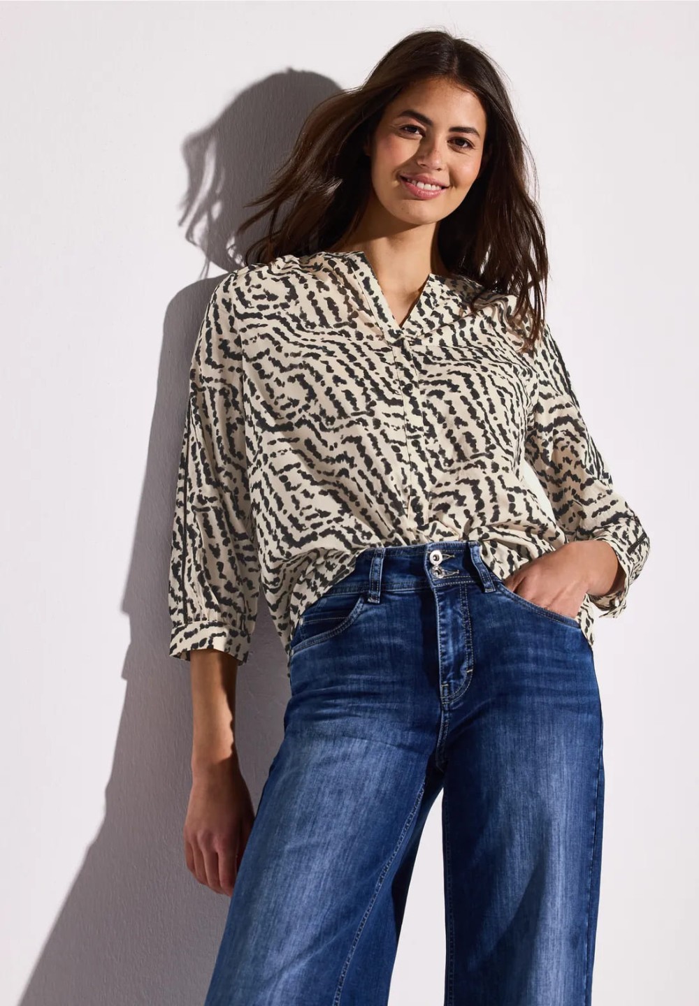 A345667__362 69 moonstone sand__1__20250430092055838.jpg_ORGA_HUB