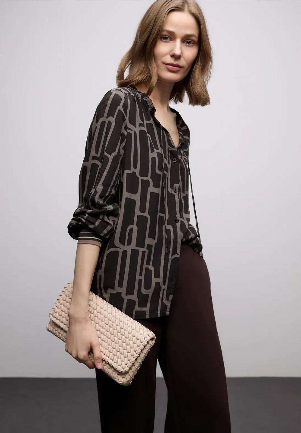 A346233__27103 darkest brown__1__20260131141931536.jpg_ORGA_HUB