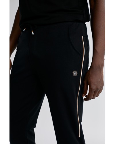 JIEMPO__NOIR__3__20260213144335383.jpg_ORGA_HUB