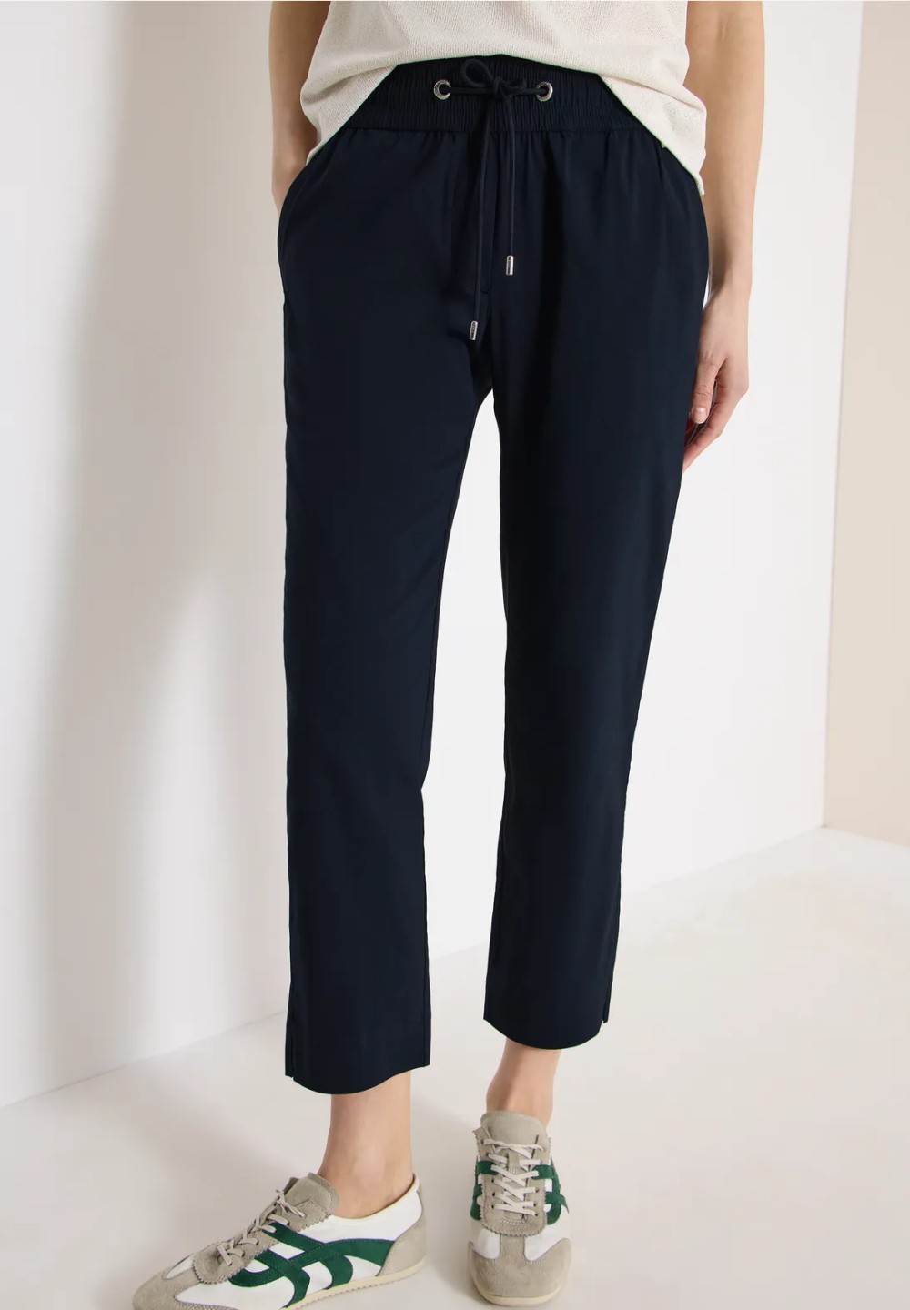 B380394__15512 universal blue__1__20260408111530689.jpg_ORGA_HUB