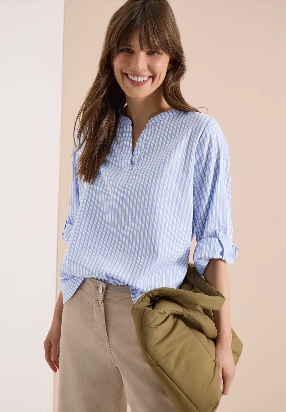 B346570__21838 blouse blue__1__20260415165711806.jpg_ORGA_HUB