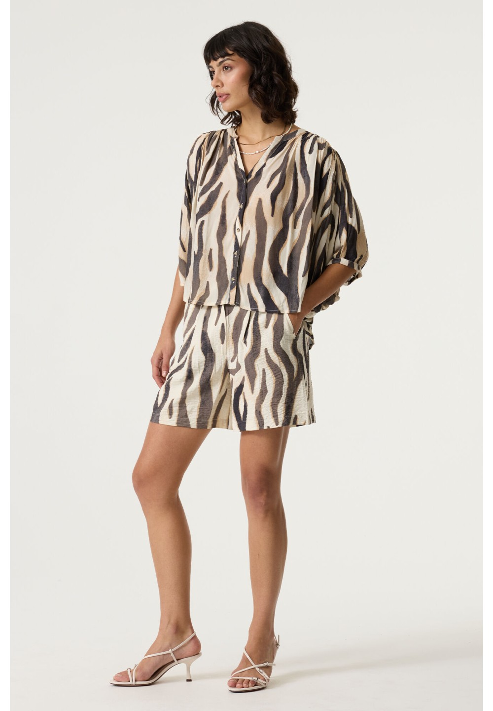 Q260142__208 2  WHITE__1__20260416170515498.jpg_ORGA_HUB